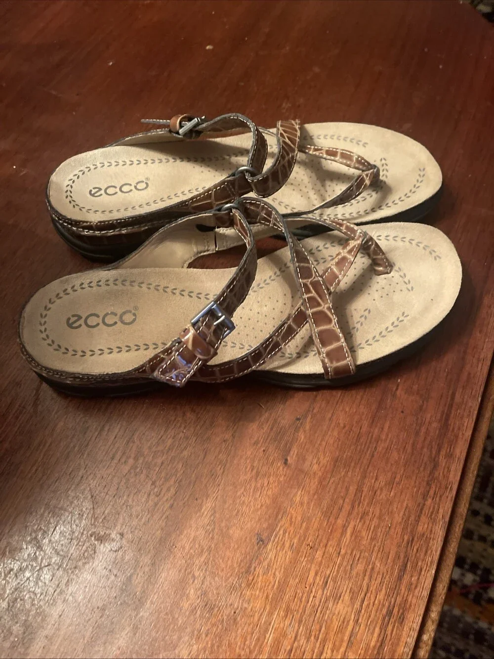 Ecco Light Brown Croc Print Strappy Sandals Women's Size 8M Adjustable (S1983)